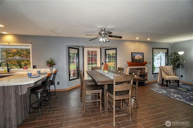 24608 197th Avenue SE, Maple Valley, WA 98038