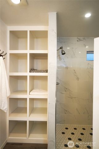 24608 197th Avenue SE, Maple Valley, WA 98038