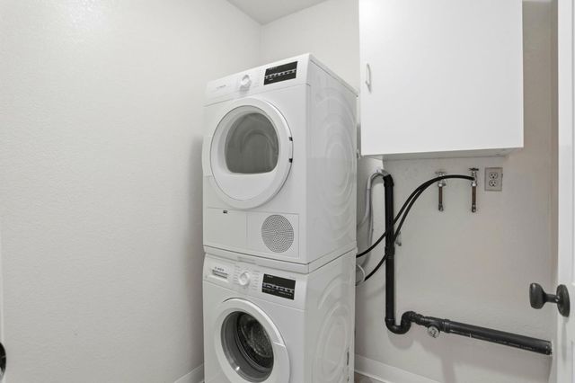 880 N Winchester Boulevard 102, Santa Clara, CA 95050