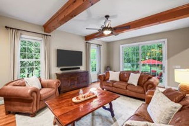 27 Sibley Road, Sutton, MA 01590