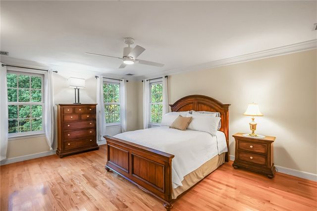 27 Sibley Road, Sutton, MA 01590