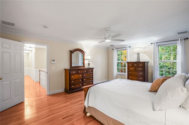 27 Sibley Road, Sutton, MA 01590