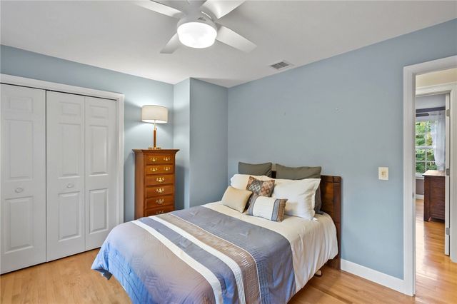 27 Sibley Road, Sutton, MA 01590