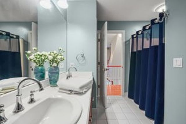 27 Sibley Road, Sutton, MA 01590