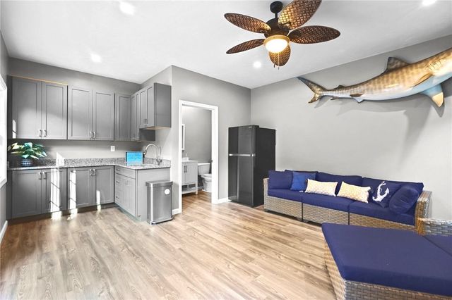 27 Sibley Road, Sutton, MA 01590