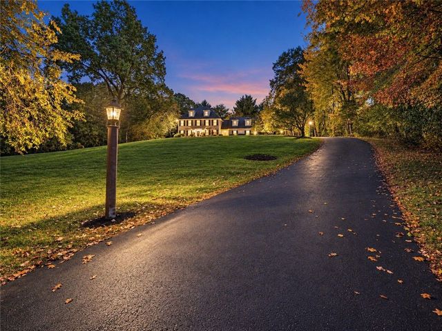 27 Sibley Road, Sutton, MA 01590