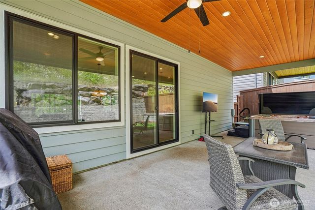4714 N Elk Dr, Camas, WA 98607