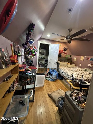 6 Hempton Street, Amsterdam, NY 12010