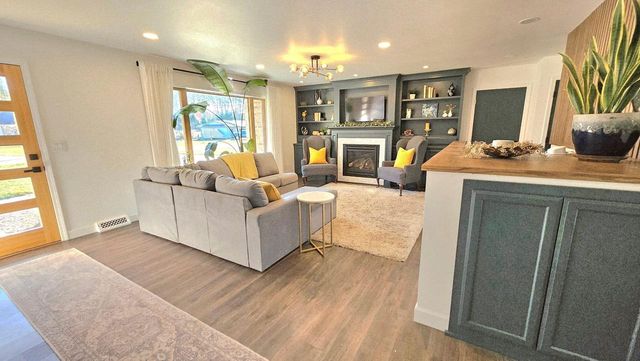 1231 SPRUCE DRIVE, Plover, WI 54467