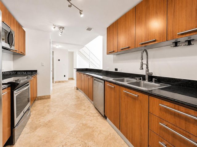 3000 NE 188th St PH 709, Aventura, FL 33180