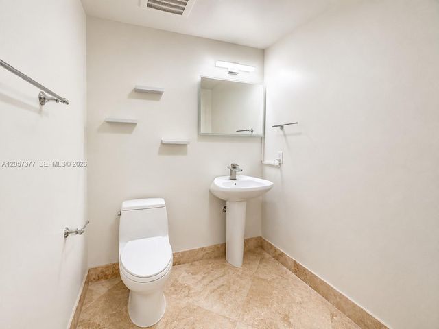 3000 NE 188th St PH 709, Aventura, FL 33180