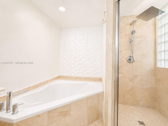 3000 NE 188th St PH 709, Aventura, FL 33180