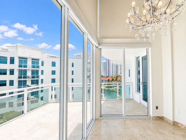 3000 NE 188th St PH 709, Aventura, FL 33180