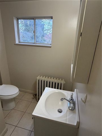 1706 Rhine St, Pittsburgh, PA 15212