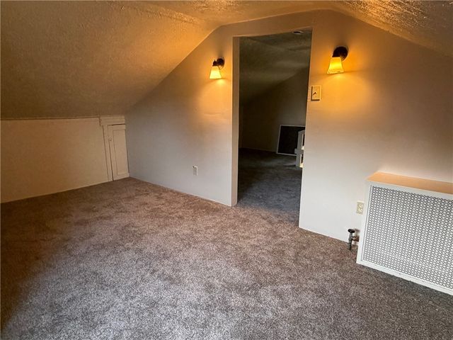 1706 Rhine St, Pittsburgh, PA 15212