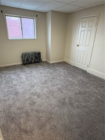 1706 Rhine St, Pittsburgh, PA 15212