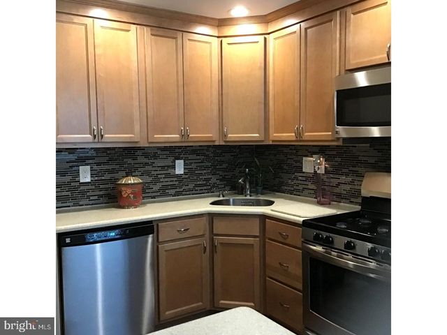 3427 STANWOOD ST, Philadelphia, PA 19136