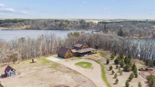 1085 Lake Edith Lane S, Afton, MN 55001
