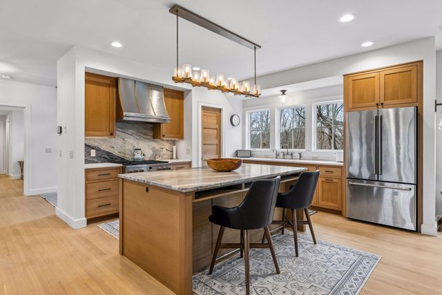 1085 Lake Edith Lane S, Afton, MN 55001
