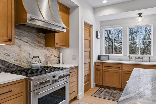 1085 Lake Edith Lane S, Afton, MN 55001