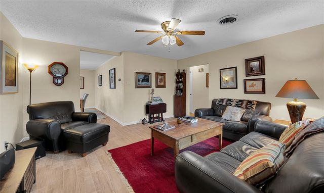 706 Krueger Street, Clifton, TX 76634