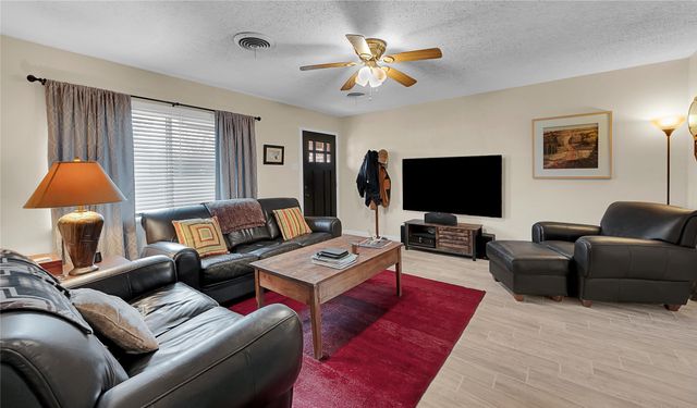 706 Krueger Street, Clifton, TX 76634