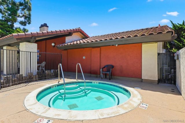 13768 Ruette Le Parc C, Del Mar, CA 92014