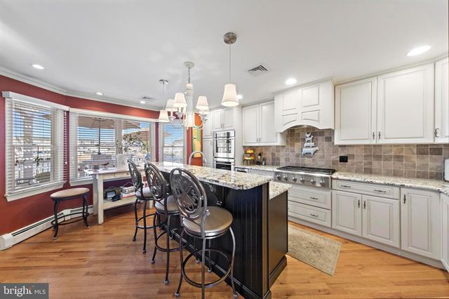 468 MORRIS BLVD, Manahawkin, NJ 08050