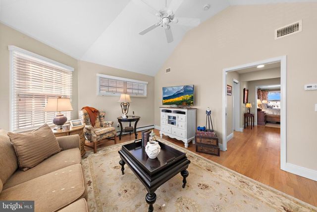 468 MORRIS BLVD, Manahawkin, NJ 08050