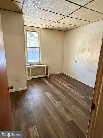 1817 E AIRDRIE ST, Philadelphia, PA 19124