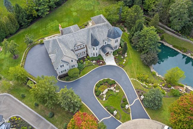 80 Geneva Court, Inverness, IL 60010