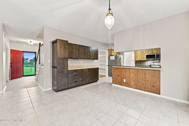 124 Bullyard Station Court, Moyock, NC 27958