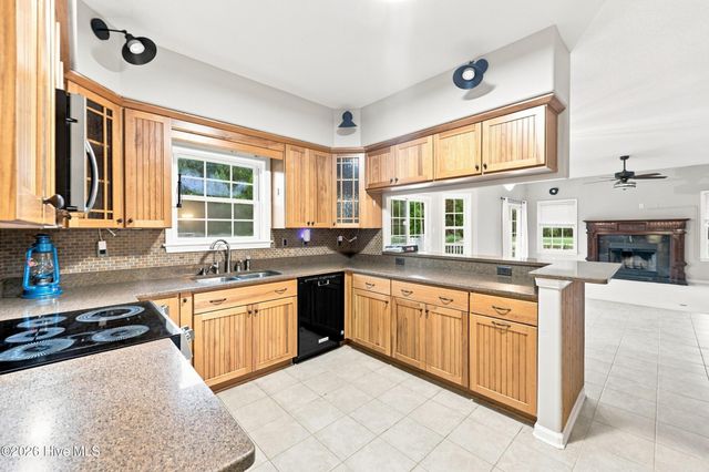 124 Bullyard Station Court, Moyock, NC 27958