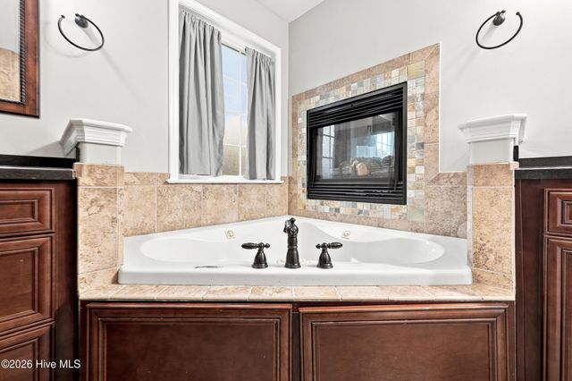 124 Bullyard Station Court, Moyock, NC 27958