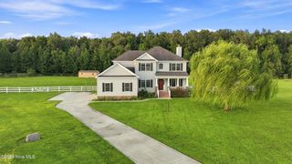 124 Bullyard Station Court, Moyock, NC 27958