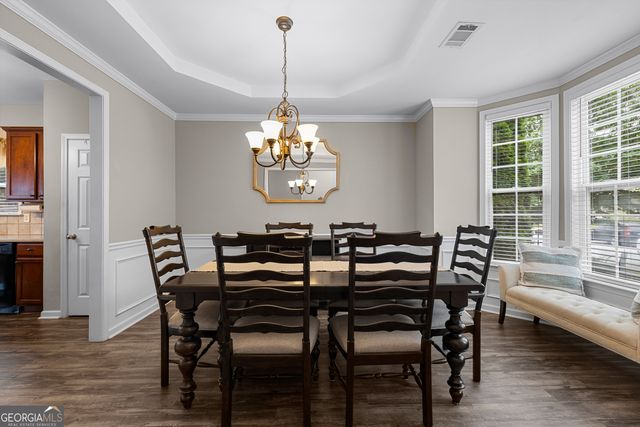 77 Lakeshore Parkway, Newnan, GA 30263