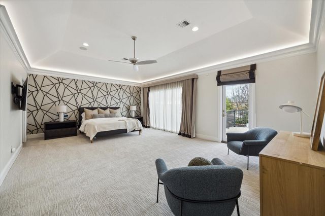 3738 Wickersham Ln, Houston, TX 77027