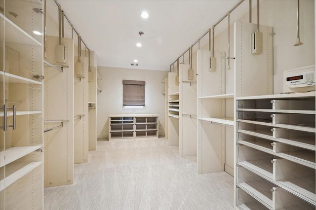 3738 Wickersham Ln, Houston, TX 77027