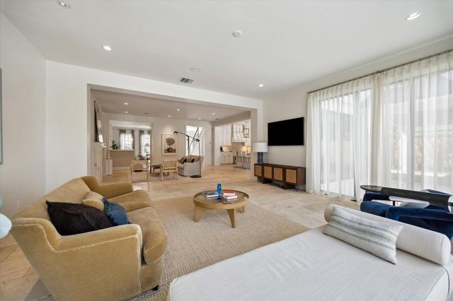 3738 Wickersham Ln, Houston, TX 77027