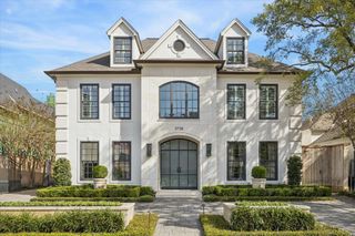 3738 Wickersham Ln, Houston, TX 77027