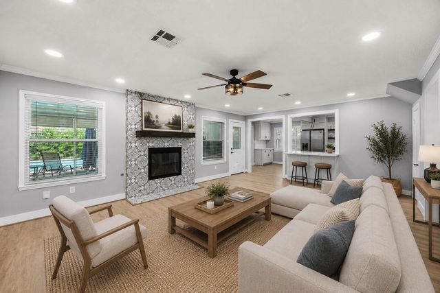 2723 Stetson Lane, Houston, TX 77043