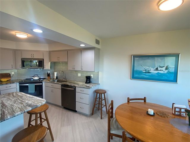 1515 PINELLAS BAYWAY S 1, St Petersburg, FL 33715