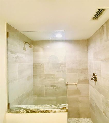 1515 PINELLAS BAYWAY S 1, St Petersburg, FL 33715