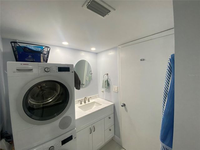 1515 PINELLAS BAYWAY S 1, St Petersburg, FL 33715