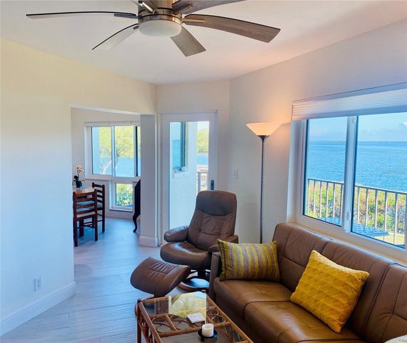 1515 PINELLAS BAYWAY S 1, St Petersburg, FL 33715