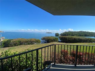 1515 PINELLAS BAYWAY S 1, St Petersburg, FL 33715