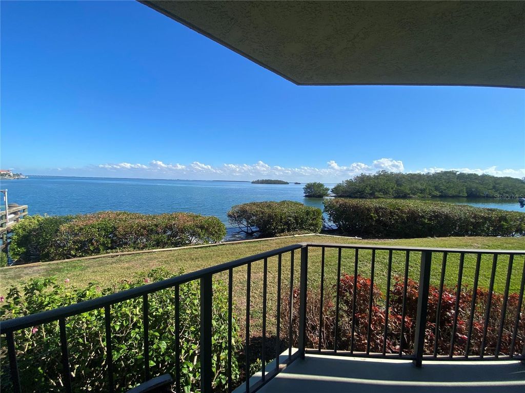 1515 PINELLAS BAYWAY S 1, St Petersburg, FL 33715