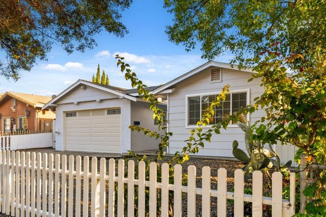 3224 Mount Rainier Drive, San Jose, CA 95127