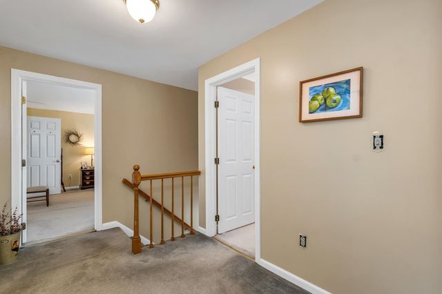 15 Cambridge Road, Hampstead, NH 03841