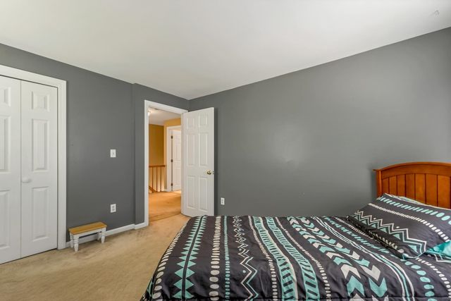 15 Cambridge Road, Hampstead, NH 03841
